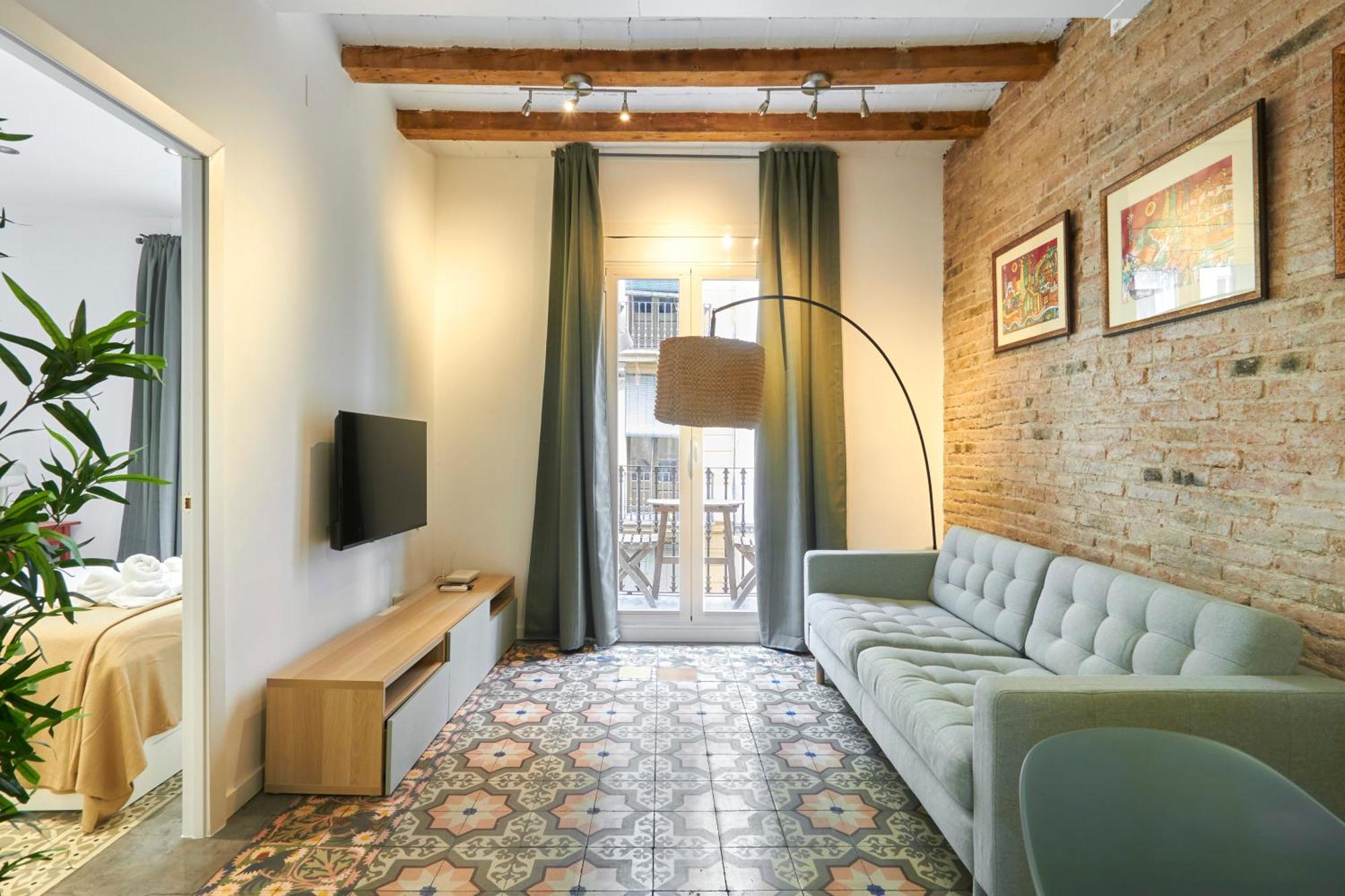 64 Apartment In A Typical Barcelona'S Old Building 외부 사진