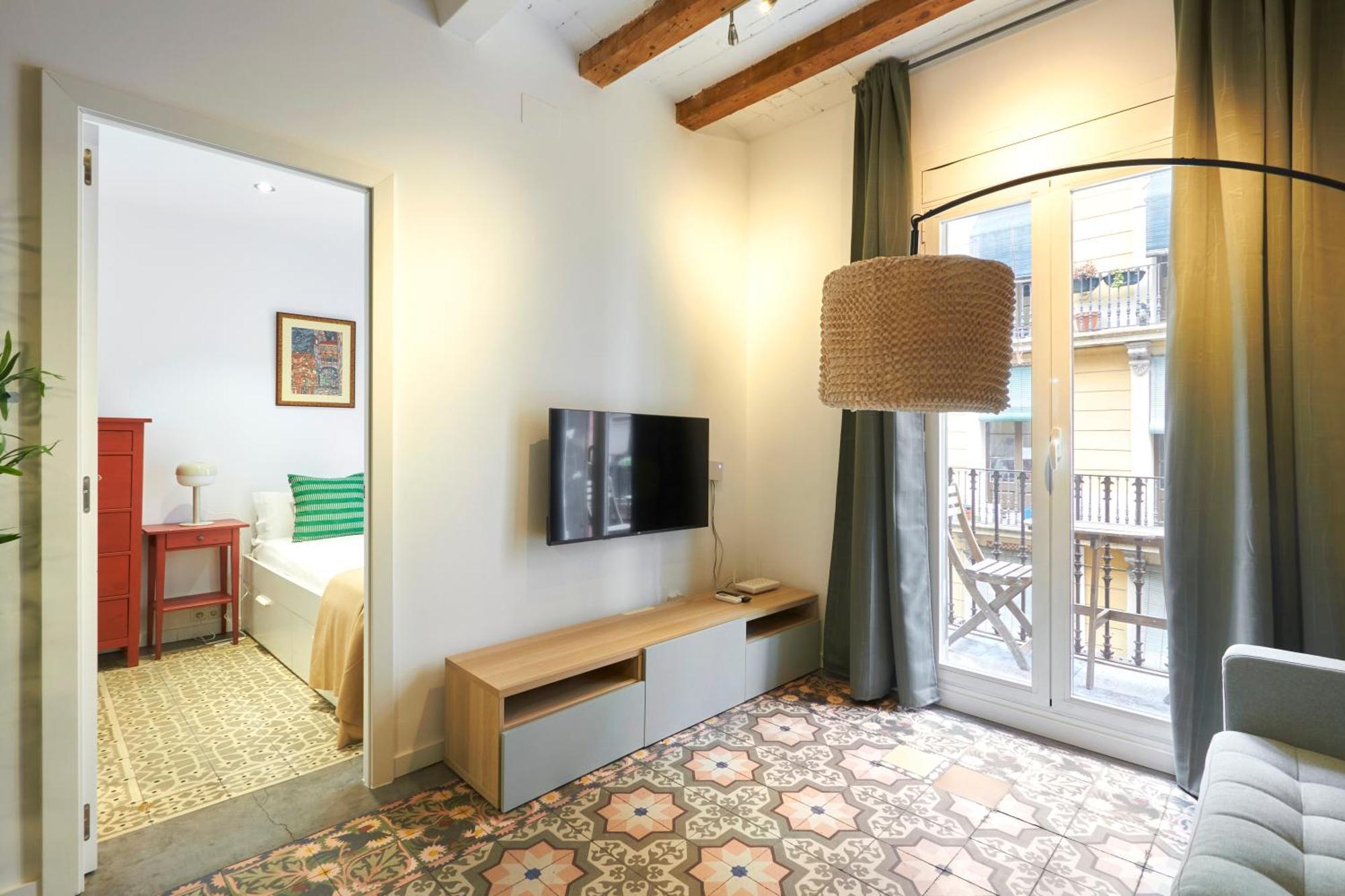 64 Apartment In A Typical Barcelona'S Old Building 외부 사진
